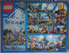 Load image into Gallery viewer, Lego City 4440 Forest Police Station Set