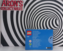 Load image into Gallery viewer, Lego City 3365 Space Moon Buggy Set