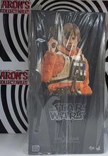 Load image into Gallery viewer, Star Wars The Empire Strikes Back Luke Skywalker Snowspeeder Pilot 1/6th Scale Action Figure