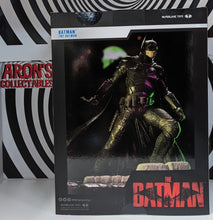 Load image into Gallery viewer, DC Multiverse The Batman Movie 12" Posed Statue Gold Chase Statue