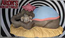 Load image into Gallery viewer, Walt Disney Classics Collection Baby Mine Mrs. Jumbo & Dumbo Statue