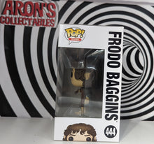 Load image into Gallery viewer, Pop Vinyl Movies Lord of the Rings #444 Frodo Baggins Vinyl Figure