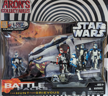 Load image into Gallery viewer, Star Wars Battle Pack The Hunt for Grievous Ultimate Galactic Hunt 2006 Action Figure Set