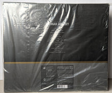 Load image into Gallery viewer, Hot Toys MMS234 Batman The Dark Knight Batman Armory with Collectible Figure1/6th Scale Action Figure