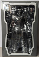 Load image into Gallery viewer, Hot Toys MMS150 Marvel Iron Man 2 Mark II Armor Unleashed Version 1/6th Scale Action Figure