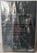 Load image into Gallery viewer, Hot Toys MMS145 Marvel Iron Man 2 Iron Man Mark V 1/6th Scale Action Figure