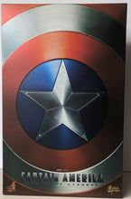 Load image into Gallery viewer, Hot Toys MMS156 Marvel Captain America The First Avenger Captain America 1/6th Scale Action Figure
