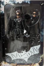 Load image into Gallery viewer, Batman The Dark Knight Rises Catwoman Action Figure