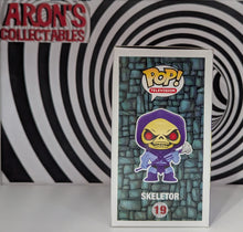 Load image into Gallery viewer, Funko Pop Vinyl Masters of the Universe Skeletor #19 Vinyl Figure