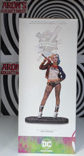 Load image into Gallery viewer, DC Collectibles Suicide Squad 2016 Harley Quinn Statue