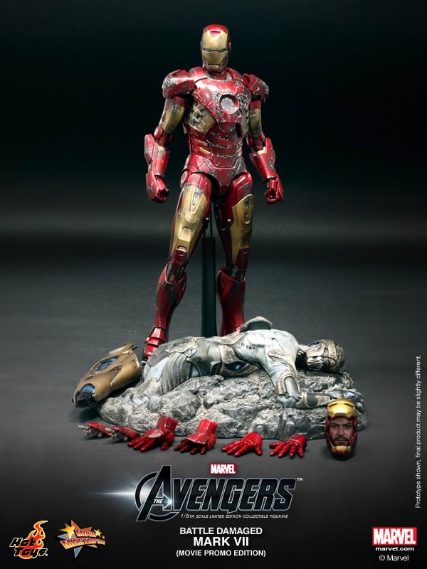 Hot Toys MMS196 Marvel Avengers Iron Man Mark VII Battle Damaged Version 1/6th Scale Action Figure
