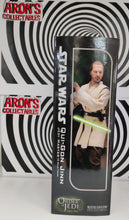 Load image into Gallery viewer, Sideshow Star Wars Order of the Jedi Jedi Master Qui-Gon Jinn 1:6 Scale Figure