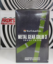 Load image into Gallery viewer, Medicom Toy Metal Gear Solid 3 Snake Eater Snake Normal Face Version Vinyl Figure