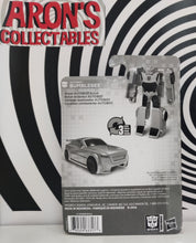 Load image into Gallery viewer, Transformers Autobot Bumblebee Figure