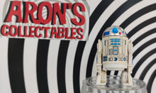 Load image into Gallery viewer, Star Wars Vintage 1977 A New Hope R2-D2 Dark Blue Head Action Figure