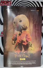 Load image into Gallery viewer, Mezco Toyz Trick ‘r Treat - Sam 15” Mega Scale Action Figure