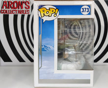 Load image into Gallery viewer, Pop Vinyl Deluxe Star Wars Battle at Echo Base Han Solo with Tauntaun #373 Special Edition Vinyl Bobble-Head Figure