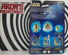 Load image into Gallery viewer, Star Wars 2002 Attack of the Clones #53 Yoda Action Figure