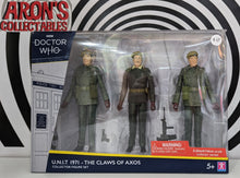 Load image into Gallery viewer, Doctor Who U.N.I.T 1971 The Claws of Axos Action Figure Set