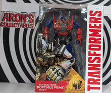 Load image into Gallery viewer, Transformers Age of Extinction Evasion Mode Optimus Prime Action Figure
