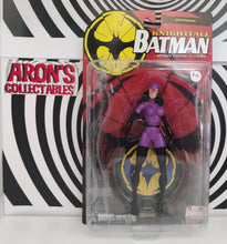 Load image into Gallery viewer, Batman Knightfall Series 1 Catwoman Action Figure
