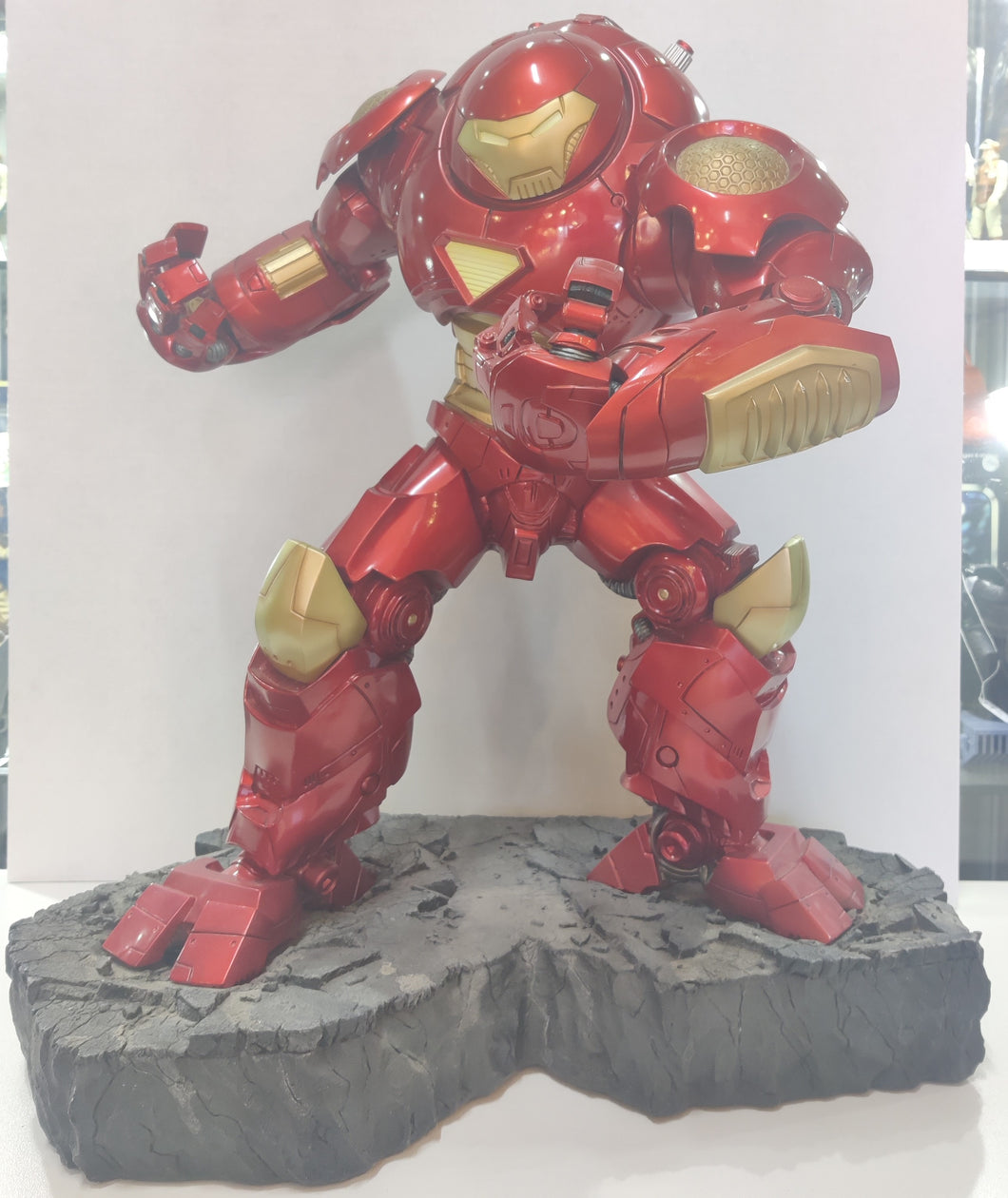 Marvel Iron Man Hulkbuster Premium Format Statue