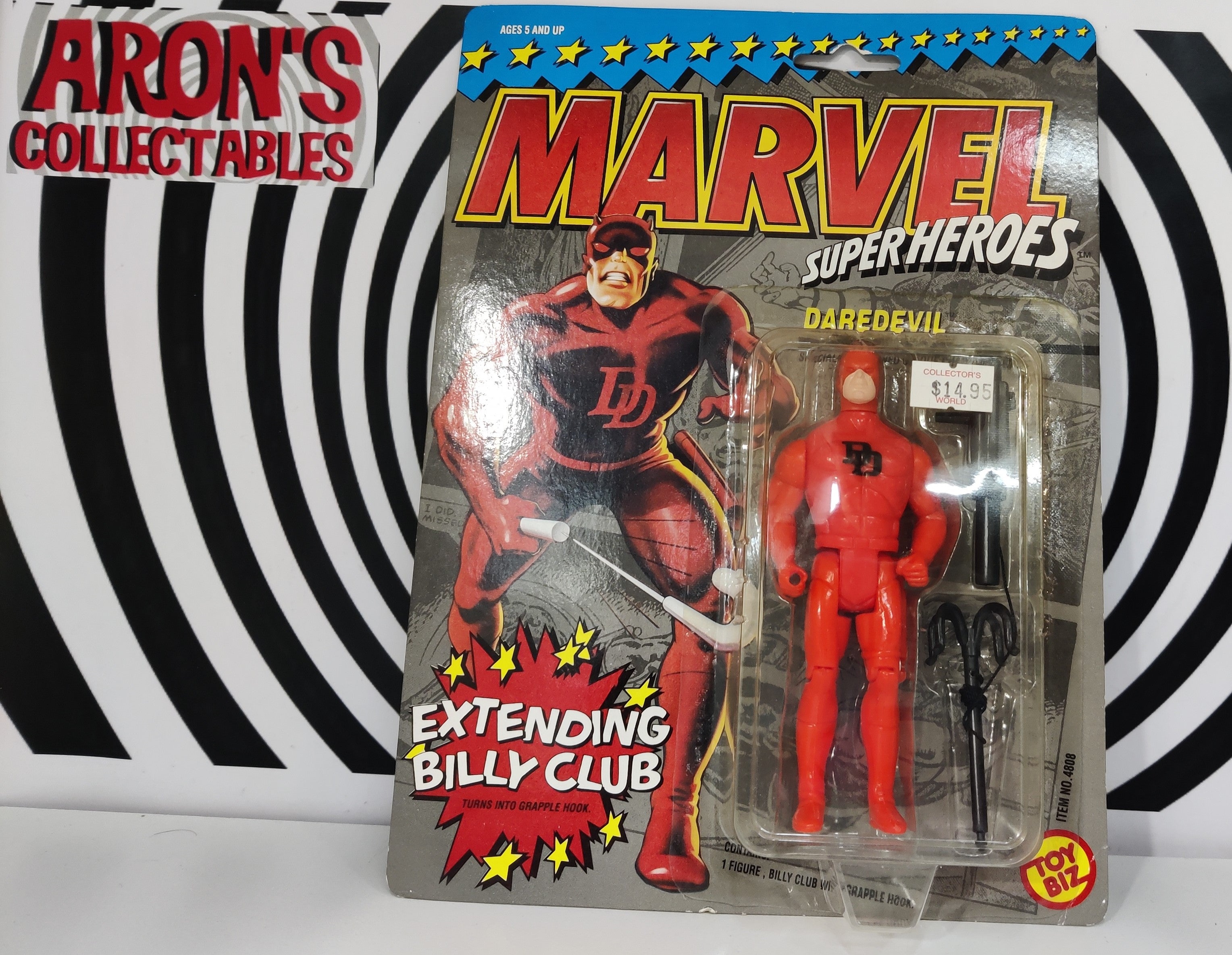 MARVEL TOYBIZ SUPER HEROES FIGURE W/ CARD BACK AS SHOWN AS IS DAREDEVIL MARVEL TOYBIZ SUPER HEROES FIGURE W/ CARD BACK AS SHOWN AS IS DAREDEVIL