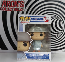 Load image into Gallery viewer, Funko Pop Vinyl Movies Series Dumb and Dumber Lloyd Christmas Getting a Haircut #1041 Vinyl Figure
