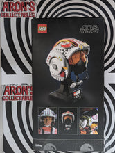 Load image into Gallery viewer, LEGO Star Wars Luke Skywalker Red Five X-Wing Pilot Helmet 75327 Lego Set
