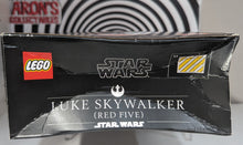 Load image into Gallery viewer, LEGO Star Wars Luke Skywalker Red Five X-Wing Pilot Helmet 75327 Lego Set
